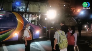 強震影響! 東部火車停... 花蓮富里站接駁疏運