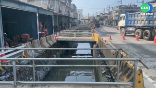 "我家門前有工地" 居民怒喊:根本出不去