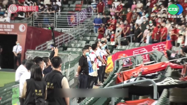 香港足球場開放觀眾進場 演奏"中國歌"遭噓 | 華視新聞