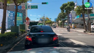 綠燈怎左轉? 桃園十字路口裝"16字標示"惹議