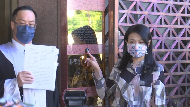 以訟止謗！高虹安赴北檢提告鏡週刊 反被提「誣告」 | 華視新聞