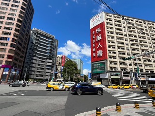 設「喜歡周玉蔻就投給陳時中」看板 徐巧芯笑死曝3打卡點