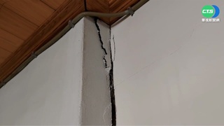 透天厝變透風厝! 建商施工害13民宅牆裂