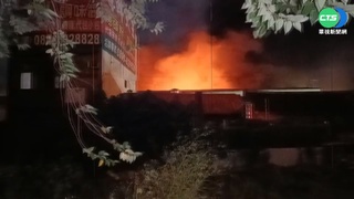 桃園工廠火警! 消防急拉水線灌救無人受困