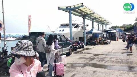 外海風浪大! 部分小琉球遊客暈船"躺平"