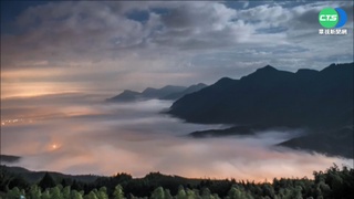 颱風挾水氣雲霧 鹿谷大崙山雲瀑絕美翻騰