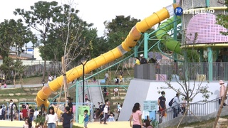 斗六公園新公廁 小便斗太靠門恐遭看光