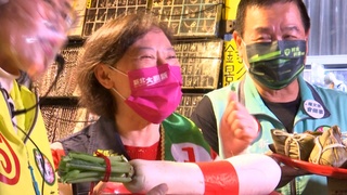 打夫人牌!廖婉如當分身 代林佳龍夜市拜票