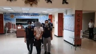 詐團幹部"蝦董"情侶檔 偷渡前嗨玩墾丁落網