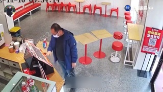 中封控清零手段惹議 "歡迎.掃碼"順序誤遭封店