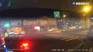 蘇揆助講交管爆民怨 等太久狂按喇叭抗議