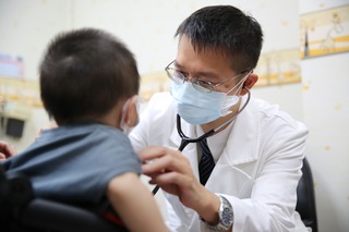 「免疫負債」效應發酵！小兒多病毒感染致住院量暴增