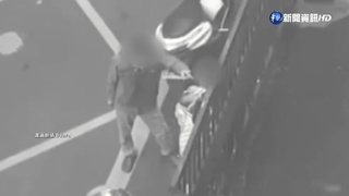 疑因牛奶泡太多! 夫竟暴走當街甩妻"4耳光"