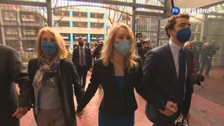 滴血驗病涉詐欺 女版賈伯斯被判刑逾11年