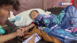 印尼強震奇蹟 救出6歲男.孕婦災區產子