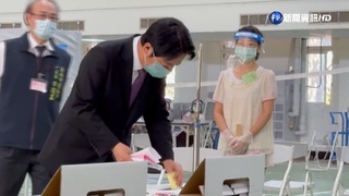 投票日熱絡! 賴清德.陳水扁.黃偉哲.謝龍介現身投票