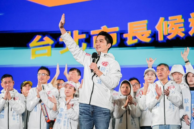 蔣萬安當選！網看4任北市長學歷驚：「脫離台大統治」 | 華視新聞