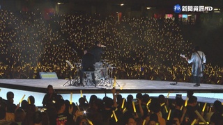 疫情攪局延期3年 天團五月天新加坡開唱