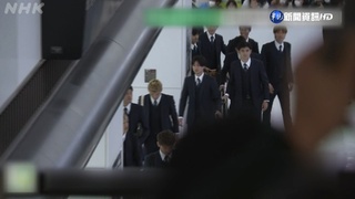 英雄歸來! 650名球迷機場喜迎日本隊返國