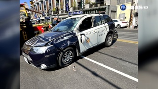 女警疑恍神! 處理完車禍遇禍"車翻360度"