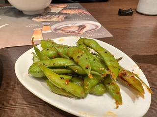 連2次吃到「空」毛豆 連鎖店家坦承是客人吃過的