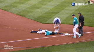 傳球給空氣?撲壘掉手機? MLB精選好"糗"