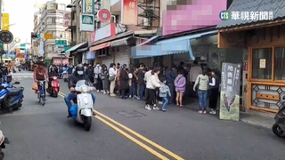 必比登台南小吃暫歇業 饕客搶排嚐美味