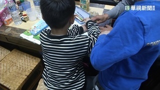 最哀傷元旦! 媽媽叫不醒 6歲小兄弟成孤兒