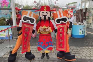 喜迎兔年！春節期間兒童新樂園加碼營運至夜間8點　屬「兔」免費入園