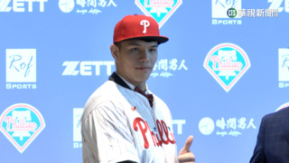 「火球男」潘文輝旅美　1200萬台幣加盟費城人