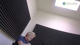 誤殺攝影指導 亞歷鮑德溫"過失殺人"起訴