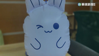 屏東「光光兔提燈」超夯　民眾提早數小時卡位排隊