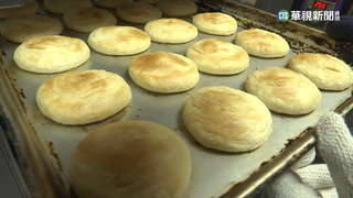 拜年伴手禮超夯！　知名餅店業者趕工拚業績