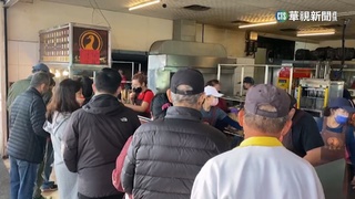 烤鴨名店清晨開賣大排長龍　預訂電話被打爆