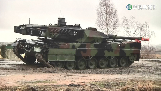 德「豹2戰車」.美「M1艾布蘭」　傳準備援運交烏 | 華視新聞