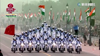 印度國慶日閱兵典禮　「機車疊羅漢」超吸睛