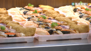 台也頻傳惡搞！　童玩筷掉地放回.兩支湯匙黏一起