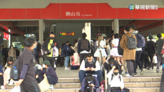 花博"開拓動漫祭"萬人擠爆 粉絲夜排搶限量