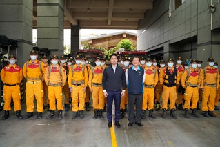 蔣萬安晚間宣布「捐1個月薪」 台灣首日善款達1033萬