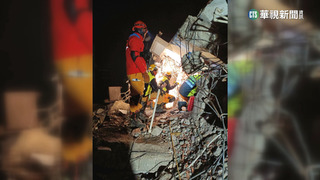 台搜救隊「就地截肢」救人　土國女送醫仍不治