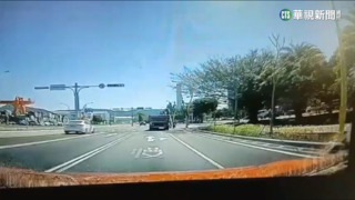 重機騎士撞上右轉曳引車　遭拋飛倒地身亡