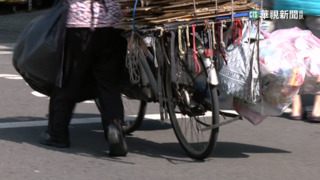 高雄拾荒婦誤拿2串衛生紙　遭告竊盜判賠18萬