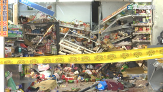 轎車高速衝進超商　68歲婦人捲車底送醫不治