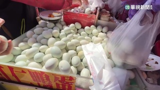 屏東買大皮蛋遭換「小蛋」？　業者致歉：忙中出錯