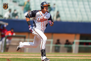 巴拿馬火力全開！光芒捕手3分砲 8比4擊敗統一獅