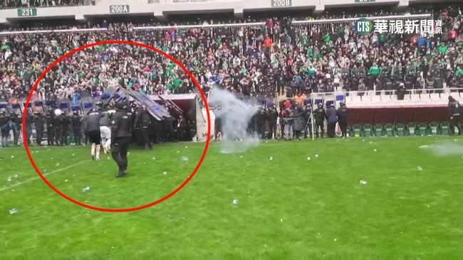 土耳其足球暴動　起因「反庫德族」歧視 | 華視新聞