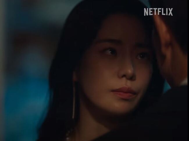 中網友掛「首映會布條」迎《黑暗榮耀2》 韓Netflix釋第9集3分鐘片段 | 華視新聞