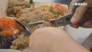 4樣配菜+大雞腿只要80元　佛心店家薄利多銷