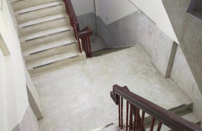 樓梯「這設計」夢裡見過走不完？　內行人解惑：方便疏散避難 | 華視新聞