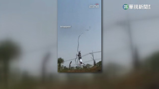 泰國高空彈跳繩索突斷　旅客墜水池險保命